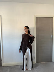 Trim detail pleated asymmetric modest long top