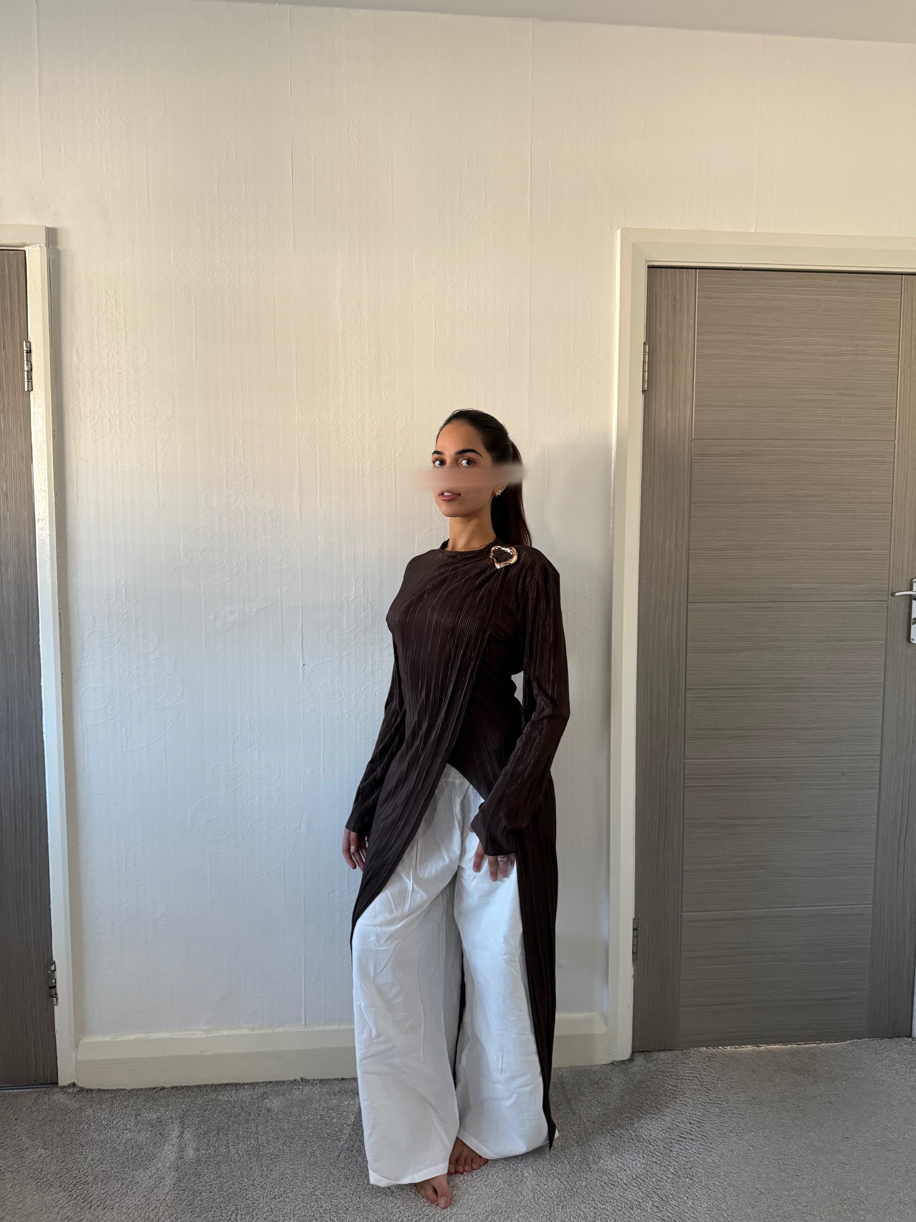 Trim detail pleated asymmetric modest long top
