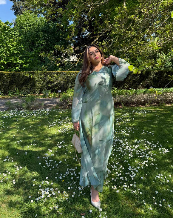 Plus tie back chiffon dress in mint tie dye