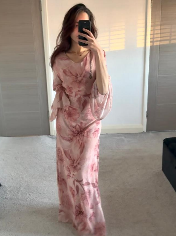 Tie back chiffon dress in blossom floral