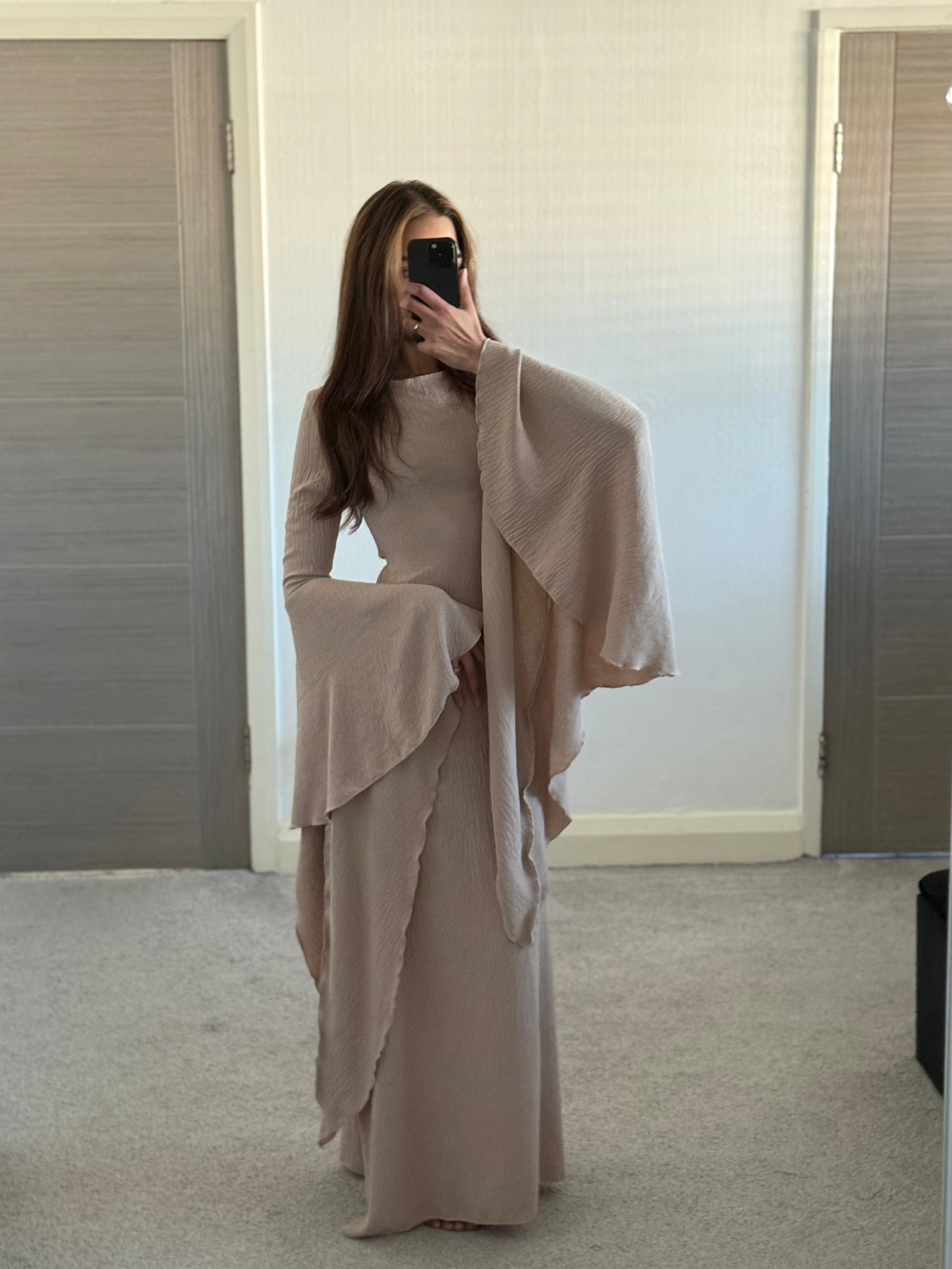Woven exaggerated sleeve tie back maxi dress
