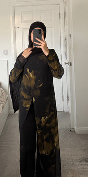 Modest long top dress in green olive bloom