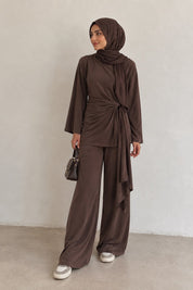 Super soft tie & drape every-day set in deep brown