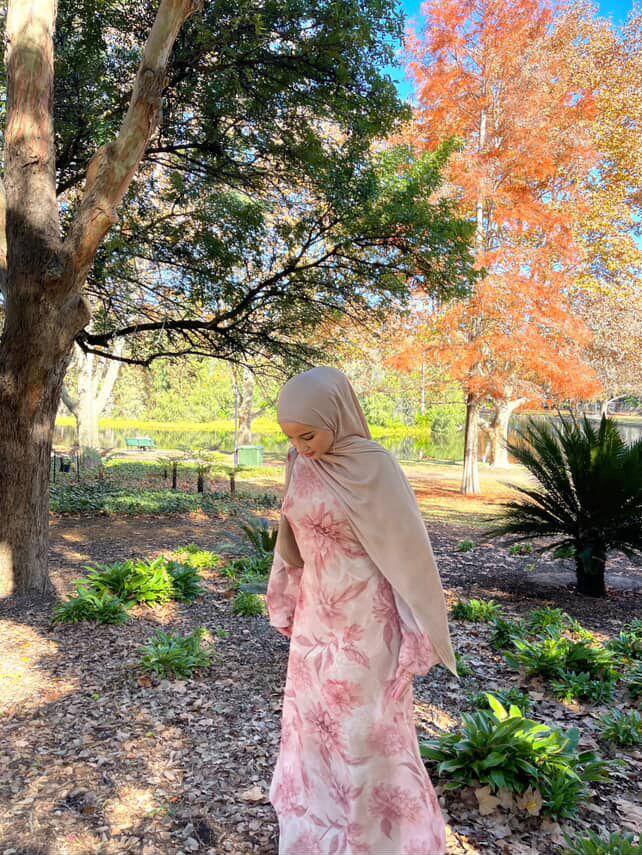 Tie back chiffon dress in blossom floral